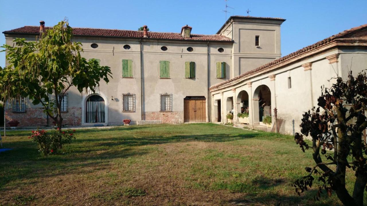 Corte Margherita Bed and Breakfast Motteggiana Exterior foto