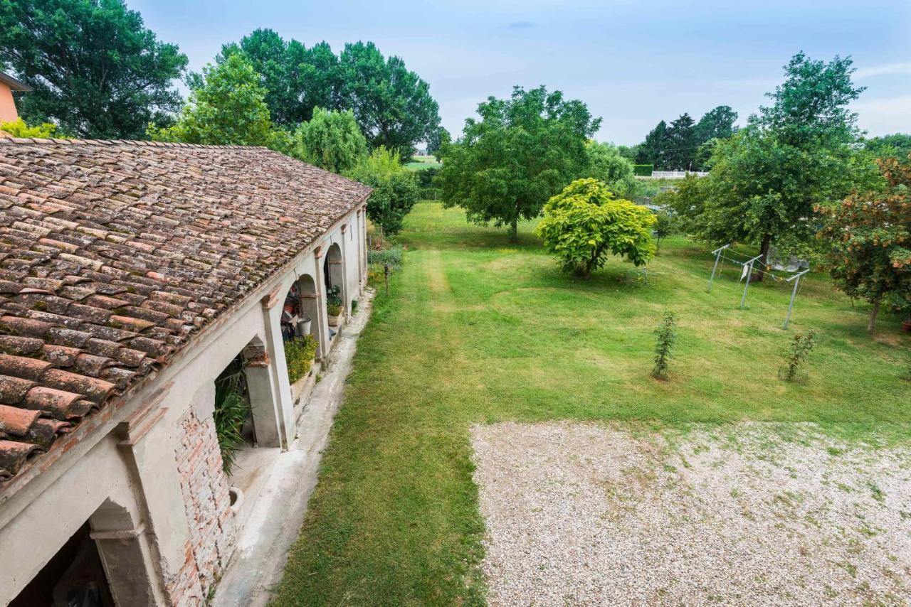 Corte Margherita Bed and Breakfast Motteggiana Exterior foto